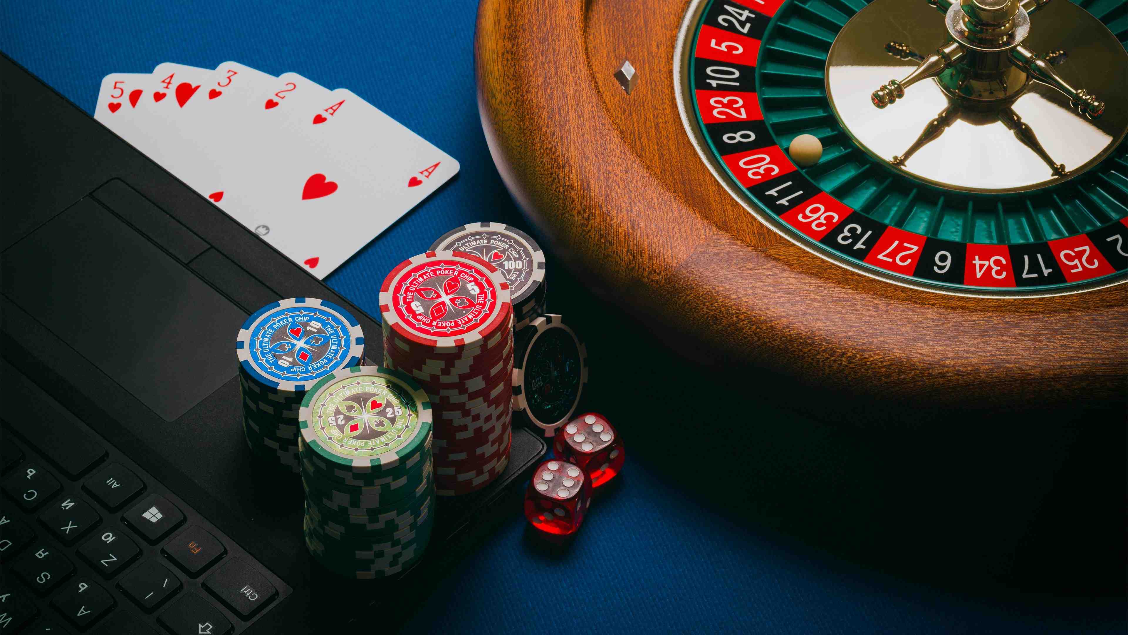 Antarmuka utama platform vegas6d dalam tampilan mobile dan desktop